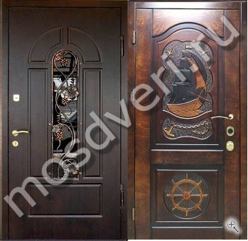 Эксклюзивная квартирная дверь с фигурной резьбой, стеклом и ковкой - купить от производителя Мосдвери Эксклюзивная квартирная дверь с фигурной резьбой, стеклом и ковкой
